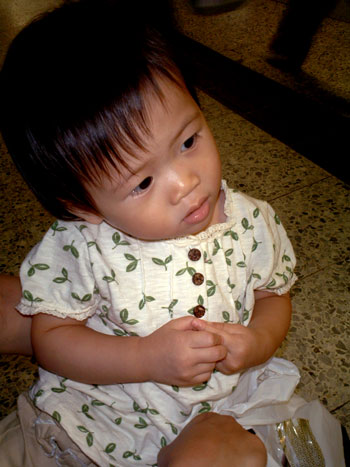 gal/1 Year and 6 Months Old/P1000869.jpg